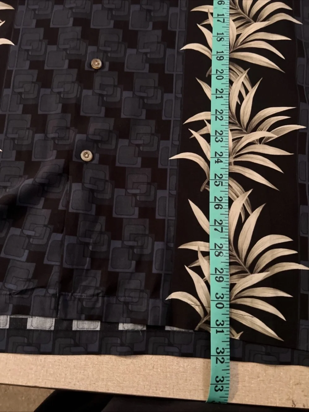 Hibiscus Hawaii Men's Size XXL Tropical Hawaiian Shirt 100% Rayon. - Picture 4 of 5